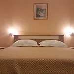 格奥克公寓 *