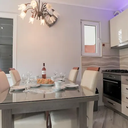 Appartement Goic *